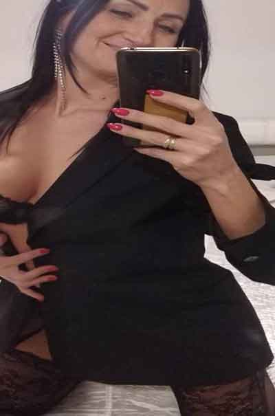 Nina, 35 ar, Mogna kvinnor, diskret i Örebro